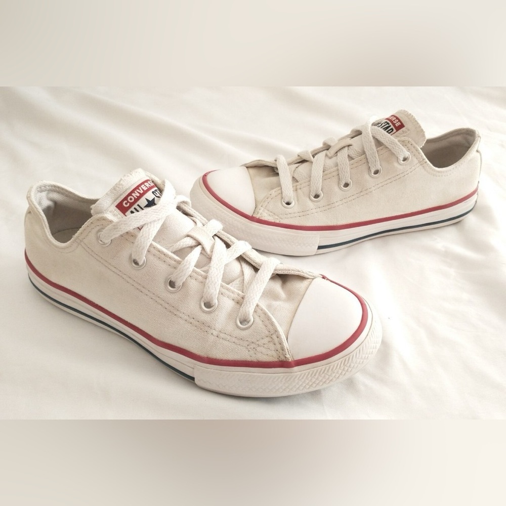 Kids Converse Chuck Taylor Unisex Youth Low Tops 13.5 Like New